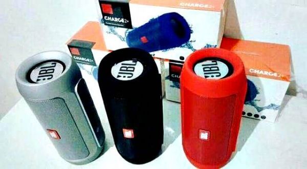 Caixa de Som estilo JBL Charger 2+
