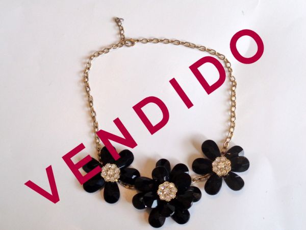 Colar Flores