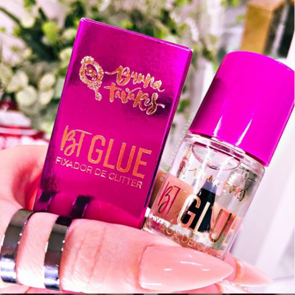 O Bt Glue cola Gliter Bruna Tavares