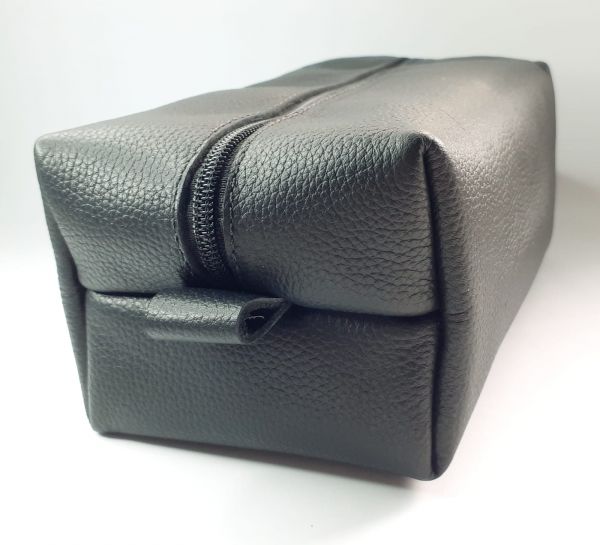 Nécessaire em Couro