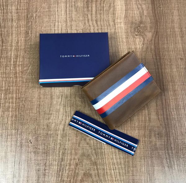Carteira Tommy Hilfiger - Caramelo Marca: Tommy Hilfiger REF. TFCVH95