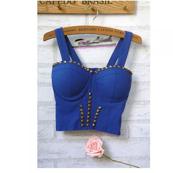 Top Cropped VAF0106 2