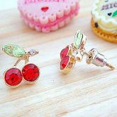 versão japonesa e coreana bonito brincos de cristal vermelho cereja das mulheres E96 #00743960