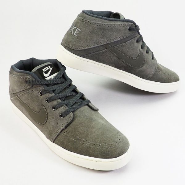 NIKE CANO MÉDIO SUKETO