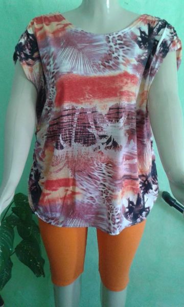 Blusa estampada tam. especial