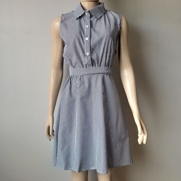 VESTIDO LISTRADO COM AMARRAÇÃO NA CINTURA