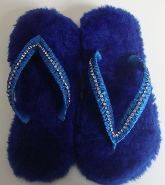 Sandália de Pelúcia azul