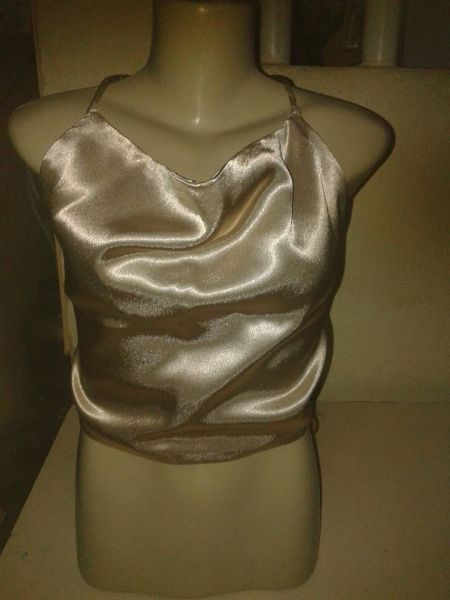 Blusa de cetim