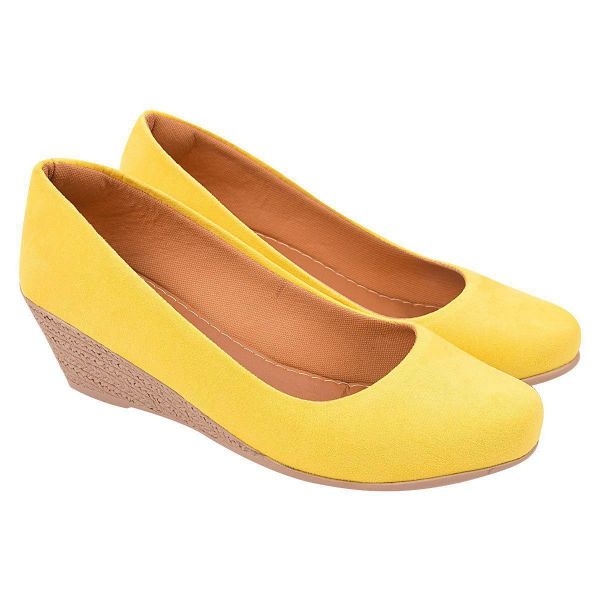 Sapato Anabela Amarelo