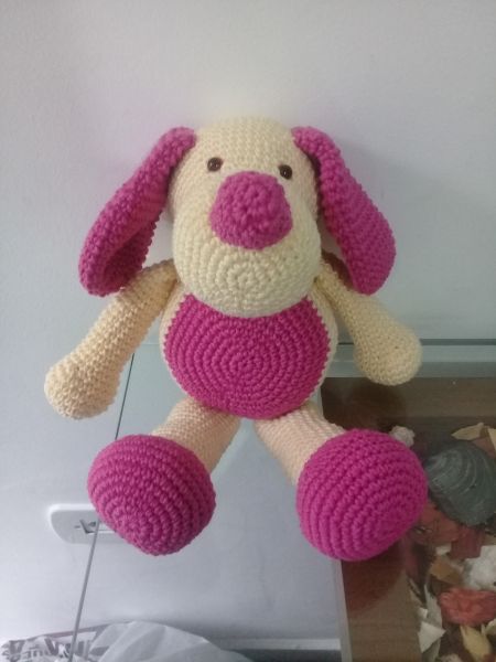 Cachorro max em crochê para meninas
