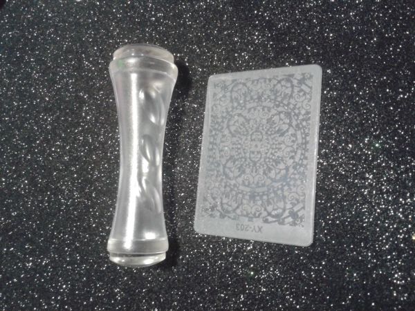 * Kit Placa P40 2 esmaltes La femme carimbo e raspador