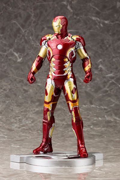 Iron man 002 figure
