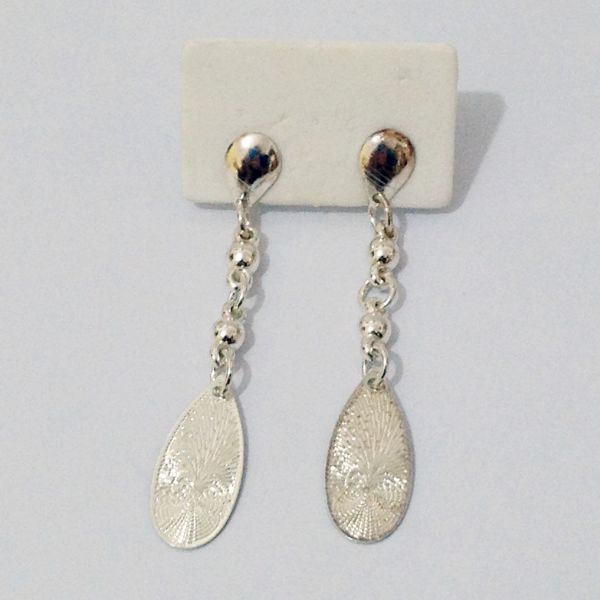 Brinco em Prata Gota