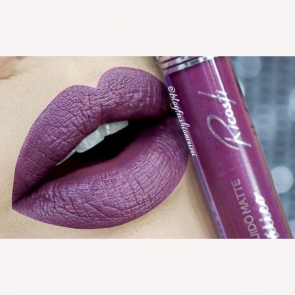 Batom Ricosti Astral