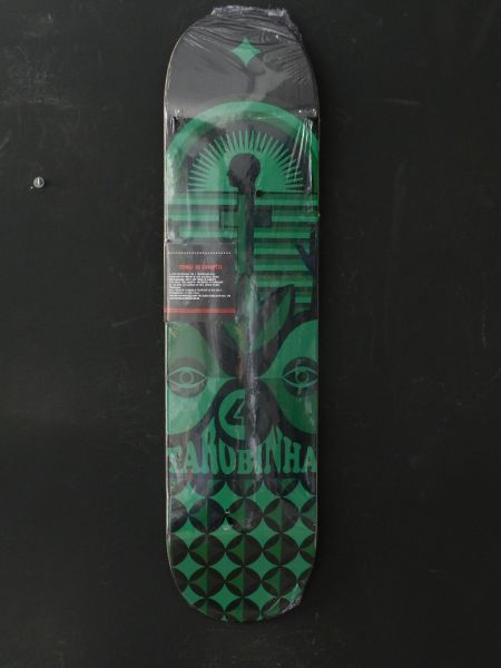 Shape Live Skateboard Pro Model Tarobinha