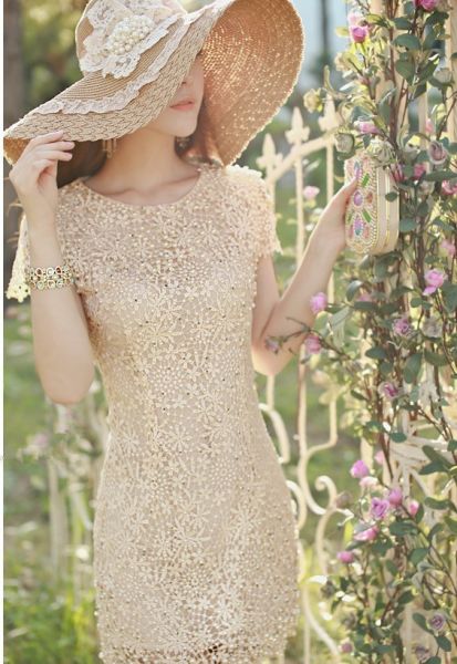Vestido Renda com Perolas