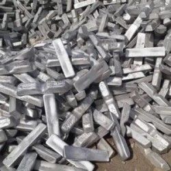 ALUMİNİUM INGOT A7 99.7%