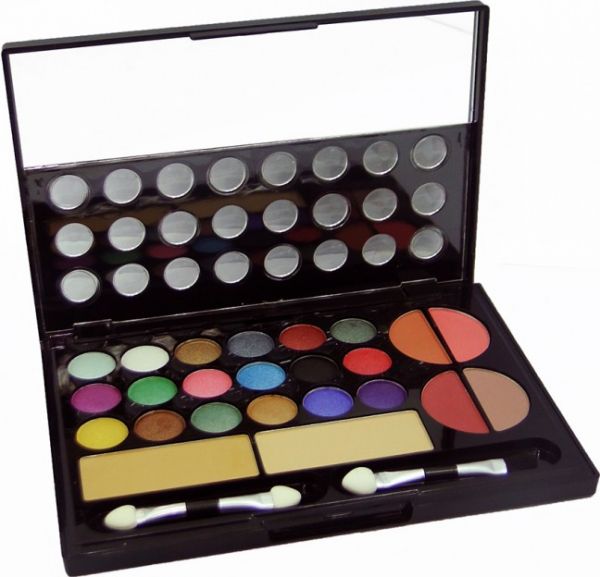 Kit de Maquiagem Glamour Ruby Rose por apenas R$20,00 a unidade