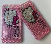 CASE STRASS HELLO KIT PARA IPHONE 5 E 5S