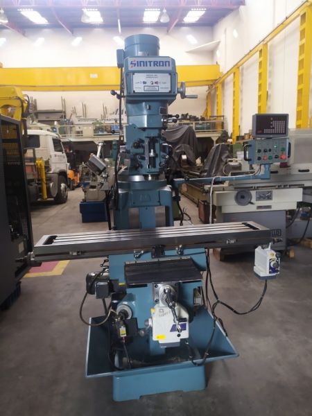 FRESADORA FERRAMENTEIRA SINITRON STM 2000 VC USADA