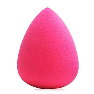 Esponja aplicado para maquiagem a melhor opção para pele uniforme