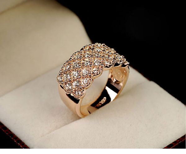 anel Anéis de casamento para as mulheres com Cristais de cor brilhante AAA Cubic zirconia Rosa de Ou