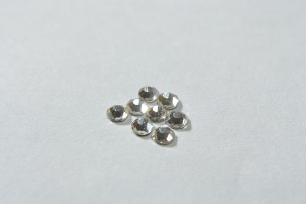 Strass 4 mm cor Cristal - 10 unidades