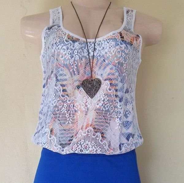 Camiseta frente dupla  cetim com renda