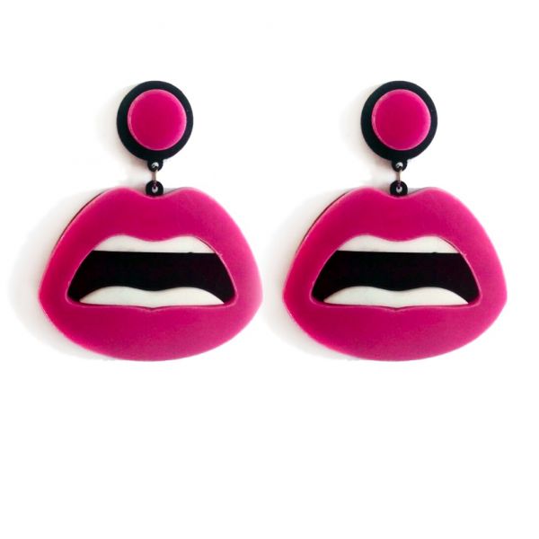 Brinco Boca Rosa