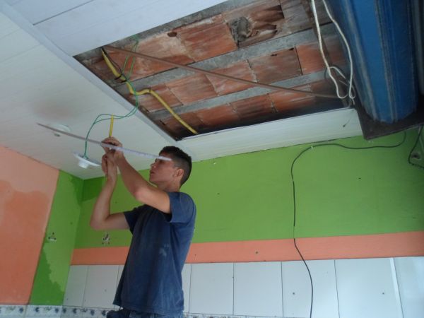 REPARO NA ILUMINAÇÃO