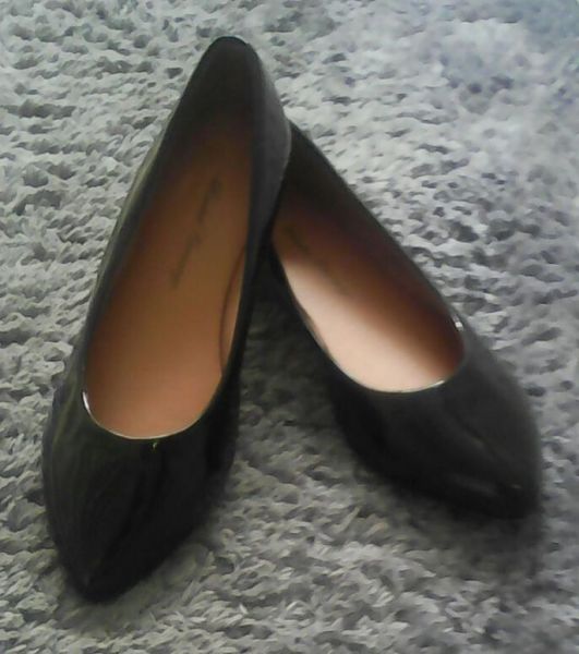 Sapatilha Envernizada