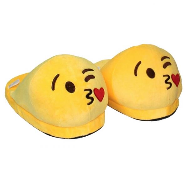 Pantufa Emoji mandando beijo
