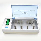 Multi Uso Display LCD 4 Slots Carregador de Bateria Para NI-MH NI-CD AA/AAA/SC/C/D/9 V EUA Plug UE C