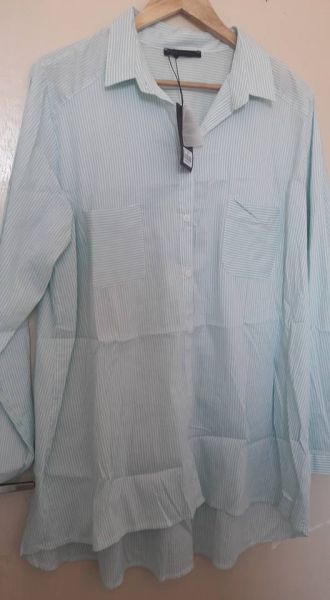 Camisão listrado azul / branco novo lindo GG