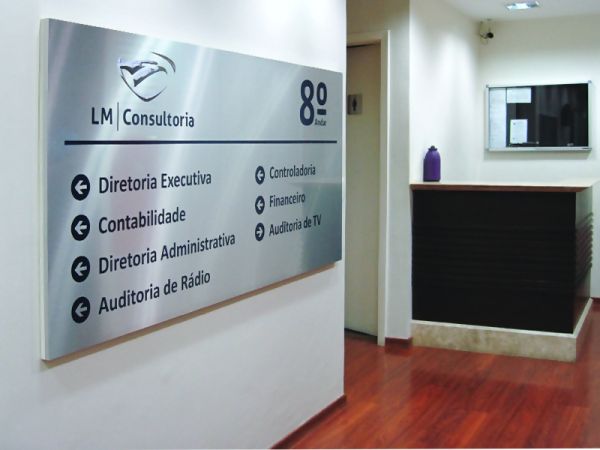 COMUNICAÇÃO INTERNA EM INOX