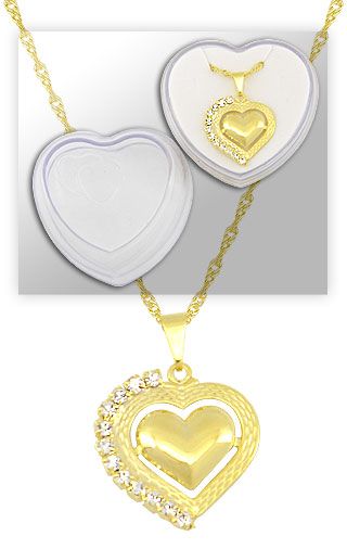 Gargantilha folheada a ouro e pingente em forma de coração.