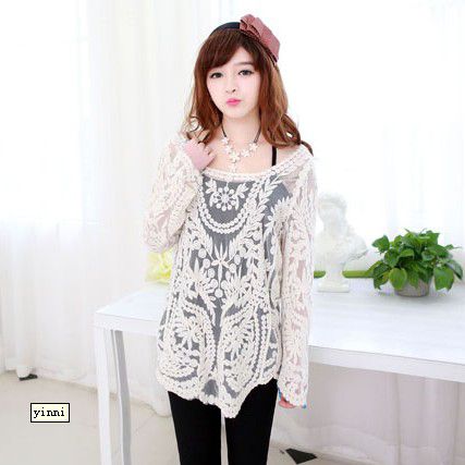 Blusa toda bordada, bege,manga longa