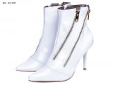 Bota Cano Curto BICO FINO  branca - TORRICELLA