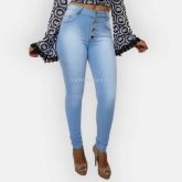 Calça jeans cintura alta com 4 botões