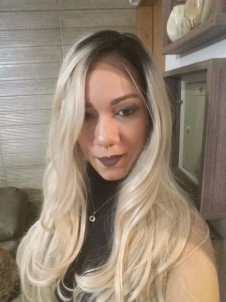 Front lace Carla