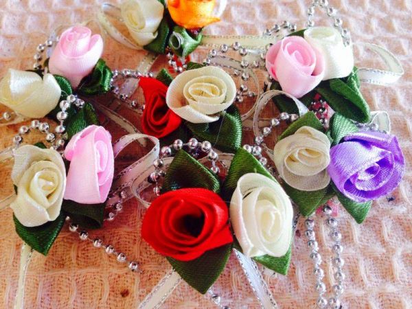 ROSAS PARA PENTEADOS