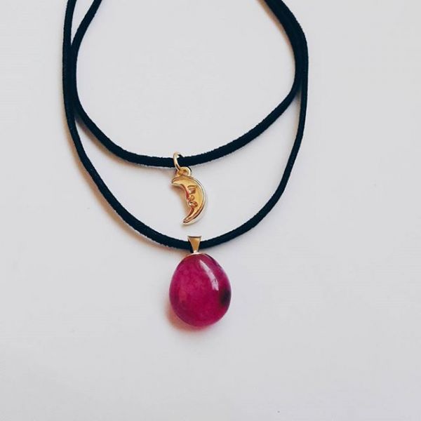 Choker Duo com Pingente de Lua e Pedra Ágata Rosa