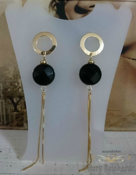 Brinco ônix moeda