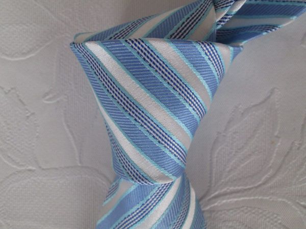 Gravata Azul Clara Jh. Edonis
