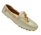 Mocassim Feminino Louis Vuitton Couro Dourado