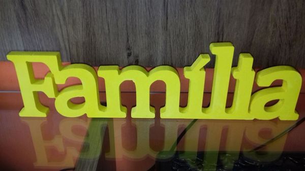 Familia