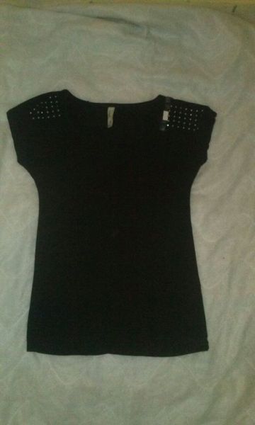 blusa basic black