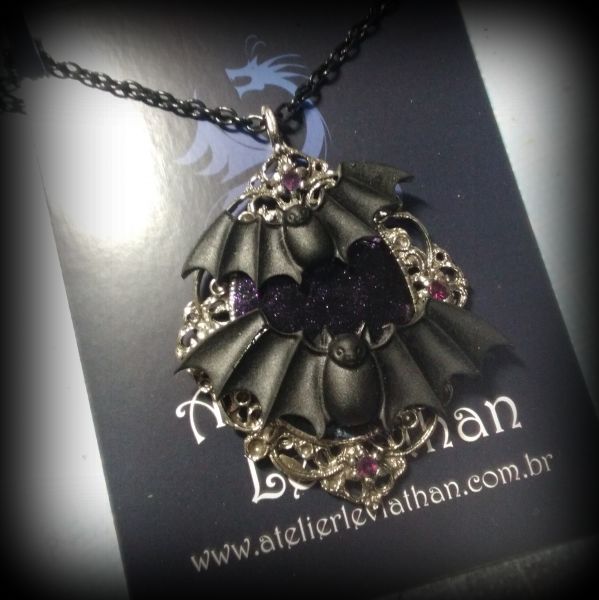 Colar Bats Cameo