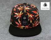 BONÉ WEED ALTA QUALIDADE