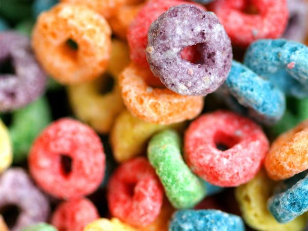 CEREAL DE MILHO COLORIDO SABOR FRUTAS - 500 gramas